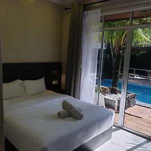 Casa Loma Pantai Cenang (Langkawi)